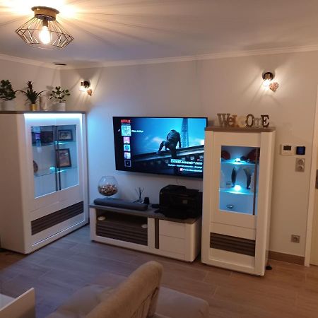 Chambre Privee/Climatisee+Tv /Petit Dejeuner Inclu/Tout Confort Nevers Exterior photo